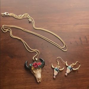 Buffalo skull necklace/earring set